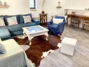 Maisons de vacances Maison accueillante a Saint-Andre-de-Cruzieres avec piscine partagee : photos des chambres