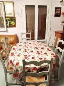 Maison accueillante à Montluçon avec jardin privatif - Domérat