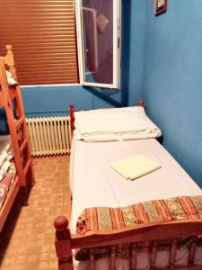 Maisons de vacances Maison accueillante a Montlucon avec jardin privatif : photos des chambres