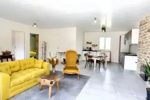 Maison chaleureuse à Fossemagne avec jardin et terrasse - Limeyrat