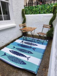 Brighton courtyard boutique