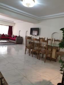 Nile Diamond apartment