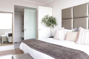 Condo in Sandton Masingita Tower