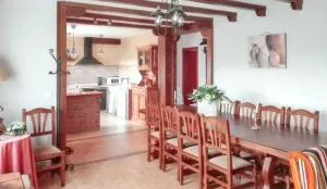 Family house in Peral de Arlanza with fenced garden - Villodrigo
