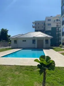 Luxury and Cozy Oasis w 24hrs Pool access at The Vineyard Kingston - Niger Corner