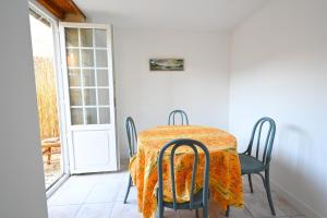 Maisons de vacances Marina - charmante maison avec courette : photos des chambres