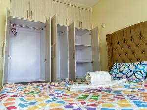 Executive 1 bedroom house