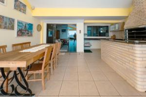 Casa Conforto e Lazer - OP165A