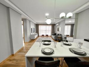 Flat Completo e Aconchegante com 2 Quartos Privado