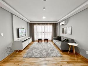 Flat Completo e Aconchegante com 2 Quartos Privado