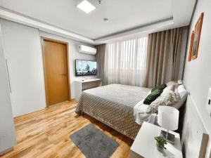 Flat Completo e Aconchegante com 2 Quartos Privado