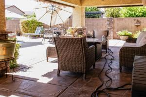 Spacious, Fully Equipped 5BR Home with Pool