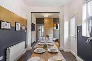 The Vibrant Shamrock Canterbury Retreat - Group & Gatherings House