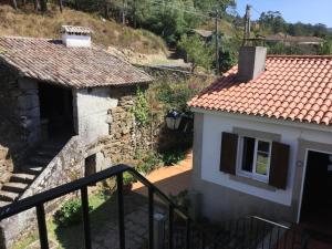 Extensa finca a 10 minutos de Bayona y playas