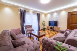 Paradise Palace - Konik