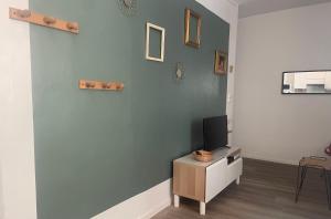 Appt 2 chambres au centre ville 4è