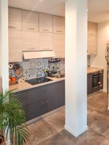 Bright one-bedroom apartment near Isola