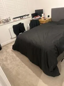 Room in Langley - Langley