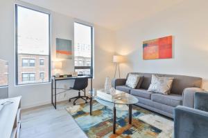 Luxury Apt with Sky Terrace