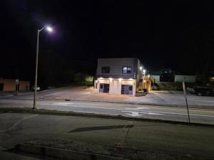 New Modern Studio in Maryville -105