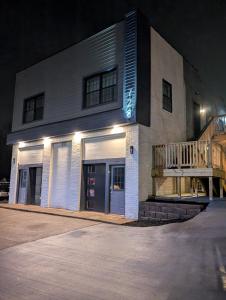 New Modern Studio in Maryville -105