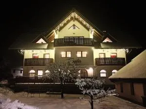 TEMPFER Apartments & Rooms with new WELLNESS - 阿诺尔德施泰因