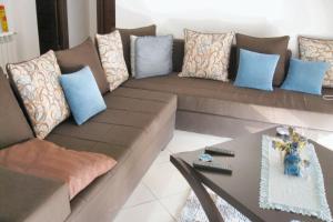 Sea View Apartment in Hammamet with Shared Pool