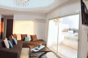 Sea View Apartment in Hammamet with Shared Pool