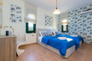 Diamantis Villa, superb sea views! Rethymno Greece