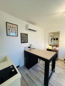 Appartements Appartement charmant proche Gare : photos des chambres