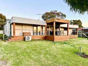 Spaven Heaven, Spacious and cosy home 4 min walk to the beach