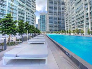 Incredible Ocean View 1BR 1BA Icon Brickell