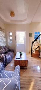 Rustic Retreat Solo room