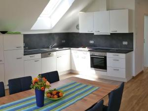 Beech Modern Retreat