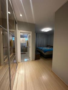 Apartamento Meia Praia