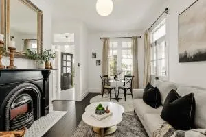 Narraweema Guesthouse - Historic Luxury BnB Retreat - Nundle