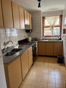 PINOT, cerca del mar con cochera, terraza y balcón