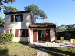 Maisons de vacances Maison familiale a 750m de la plage, jardin et parking prive - FR-1-364-84 : photos des chambres