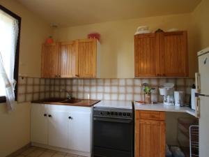 Maisons de vacances Maison familiale a 750m de la plage, jardin et parking prive - FR-1-364-84 : photos des chambres