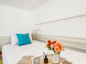 Cozy and Good Studio Sayana Bekasi Apartment By Travelio