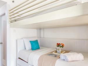 Cozy and Good Studio Sayana Bekasi Apartment By Travelio