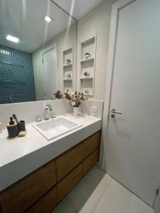 Luxuoso apartamento vista mar Barra