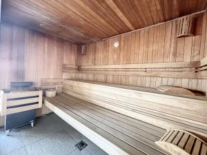 Chalets Chalet de Luxe 6 Chambres avec Piscine et Bien-Etre a Combloux - FR-1-560-107 : photos des chambres