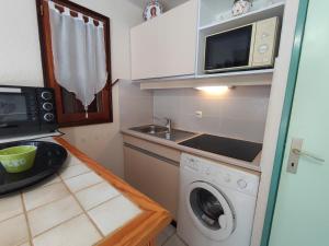 Appartement 3 pièces pour 4 avec piscine, terrasse et parking privé à 400m de la plage à Argelès-sur-Mer - FR-1-776-21
