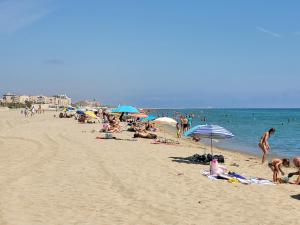 Canet - Appartement T3 Neuf, Climatisé, 4 Pers, Parking inclus - FR-1-794-98