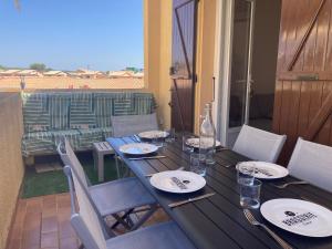 Gruissan: T2 Mezzanine 6 pers, proche plage, parking privé - FR-1-796-35