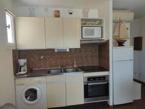 Gruissan - Appartement climatisé - 6 pers - Parking - Plage à 50m - FR-1-796-51