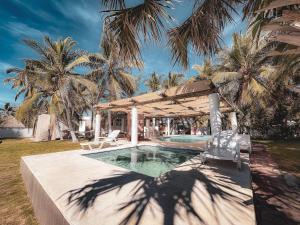 La Cupula, Casa en el Mar