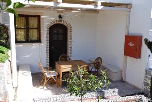Two-Bedroom Apartment room in Villa Italiana