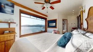 Sea to Sky Loft - Redroofs